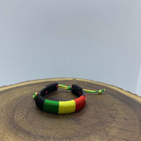“Three” Rasta Bracelets. - Picture 3 of 4